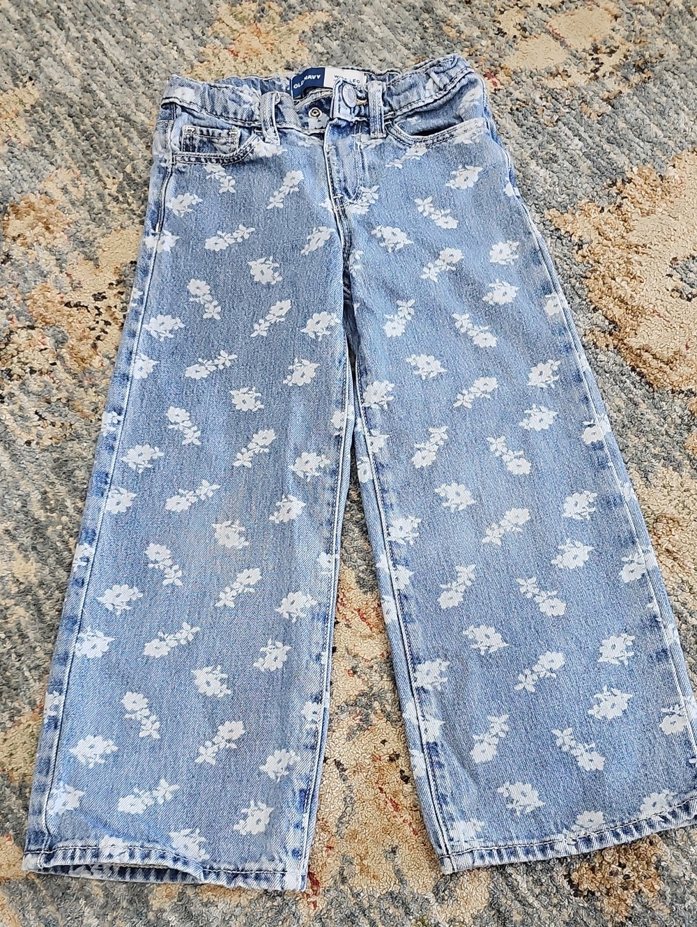 Old Navy Light Blue Denim Jeans with White Floral Print - Kids